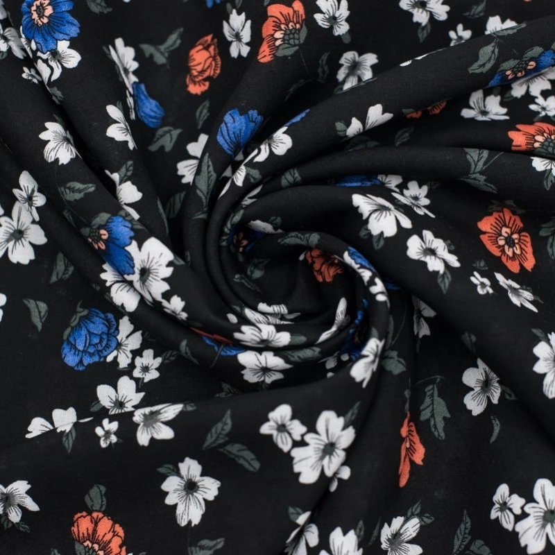 WIS069 | Schwarzer Viskosestoff mit Blumenmuster - 2