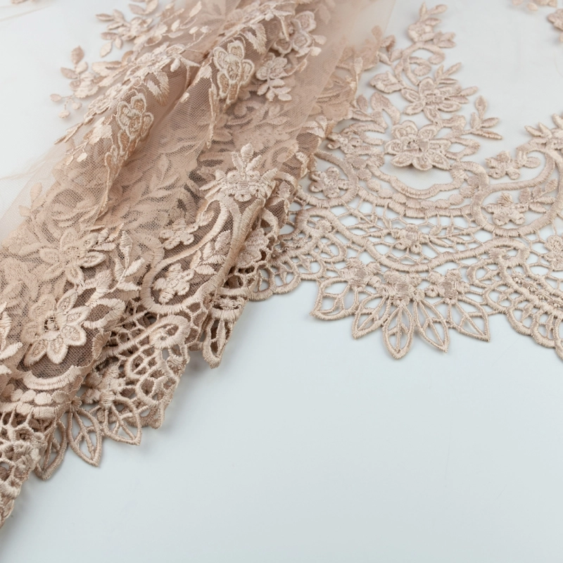 KORS100.370 | Spitzenstoff Blumen und Bogenkante dunkelbeige - 5
