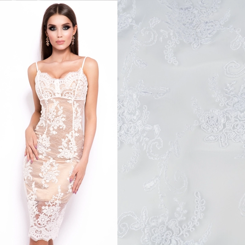 KORS100.381 | Spitzenstoff Blumen und Bogenkante weiß - 2