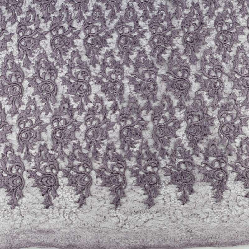 KORS100.406 | Spitzenstoff mit Pailletten und Blumen violett - 4