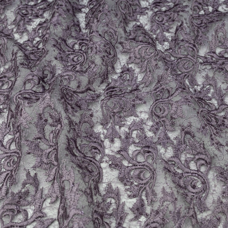 KORS100.406 | Spitzenstoff mit Pailletten und Blumen violett - 5