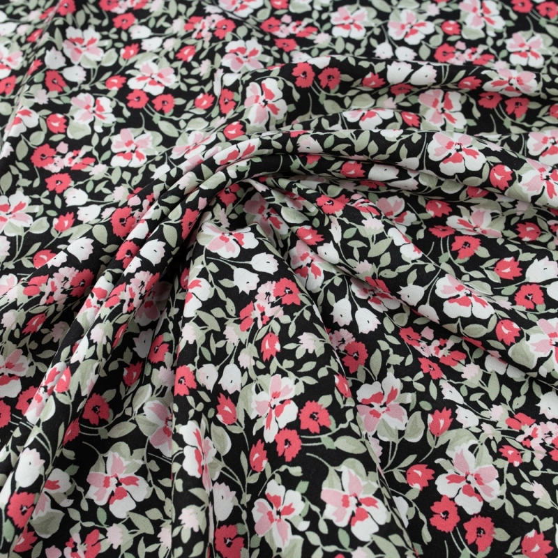 WIS716 | Schwarzer Viskosestoff mit Blumenmuster - 1