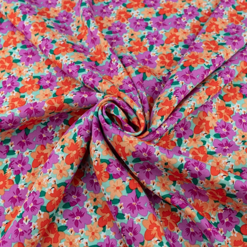 WIS723 | Rosa Viskosestoff mit Blumenmuster - 1