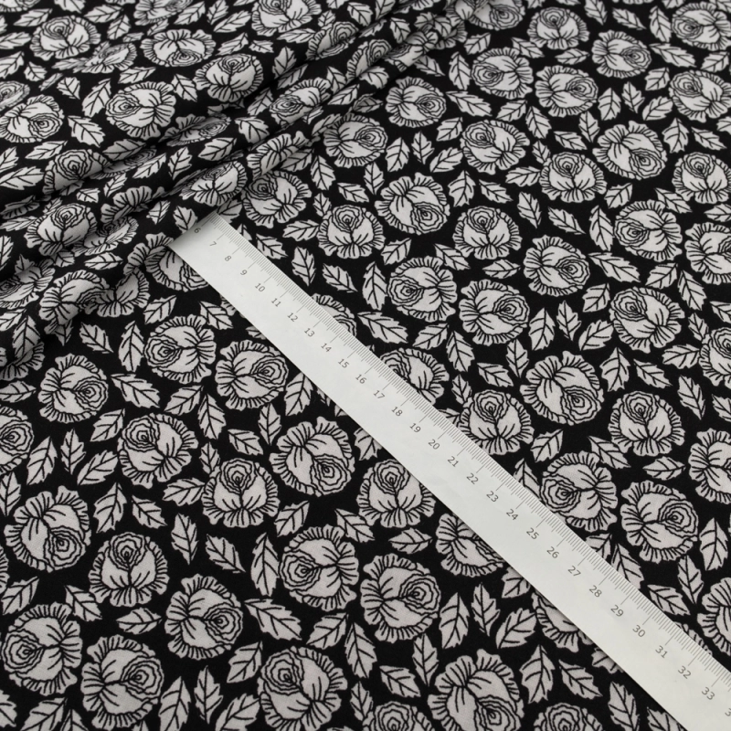 WIS698 | Viskosestoff schwarz mit weißen Blumen - 5