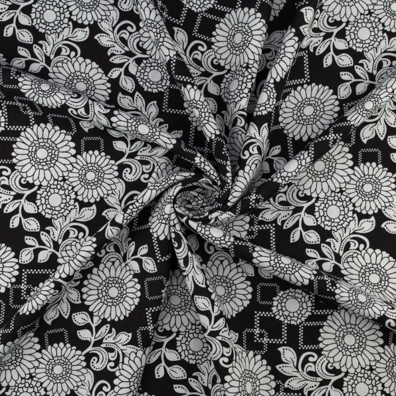 WIS660 | Schwarze Viskosestoff mit floralen Mustern - 3