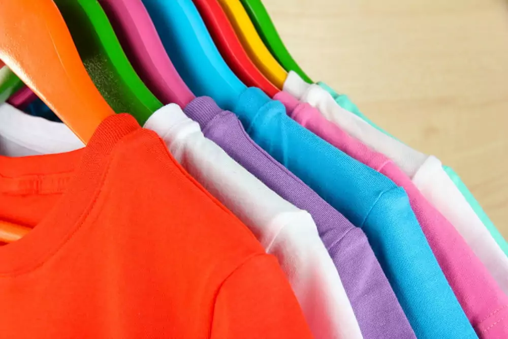 Wie viel Stoff brauche ich für ein T-Shirt?